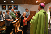 Übergabe Evangeliar