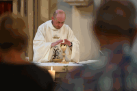 Priester Eucharistiefeier