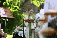 Messe im Kellerdorf Ameis