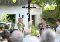 Messe im Kellerdorf Ameis