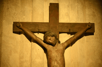 Kreuz Pfarrkirche Laa/Thaya