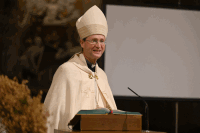 Bischof Stephan Turnovszky