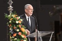 Alexander Van der Bellen