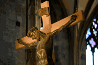 Lettnerkreuz im Stephansdom