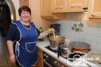 Hausfrau_kocht