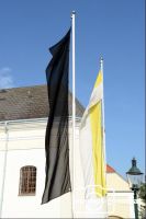 Kirchen- und Trauerfahne1