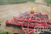 Claas mit Scheibenegge1
