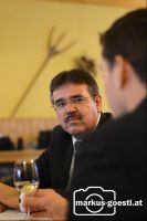 Manfred_Schulz_Gespräch1