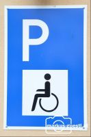 Behindertenparkplatz2
