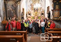 Wallfahrtsgruppe in Föllim
