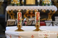 Kerzen am Altar