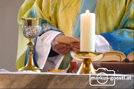 Eucharisiefeier Hostie