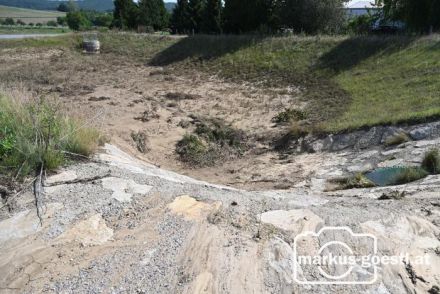 Hochwasserschutzbecken