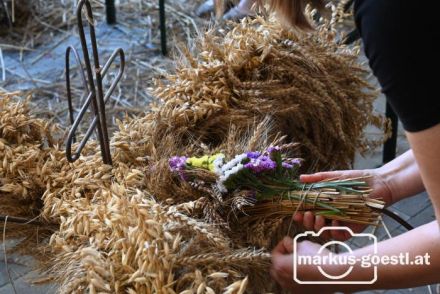 Erntekrone flechten