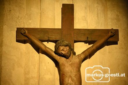 Kreuz Pfarrkirche Laa/Thaya