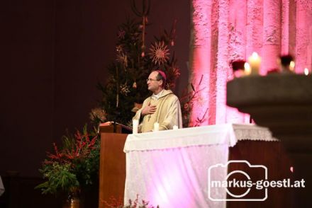 Sonntag.Abend Kirche Laa