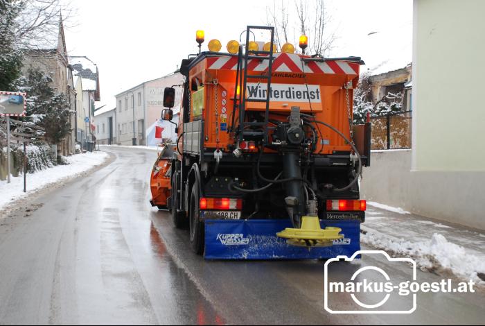 Winterdienstfahrzeug2