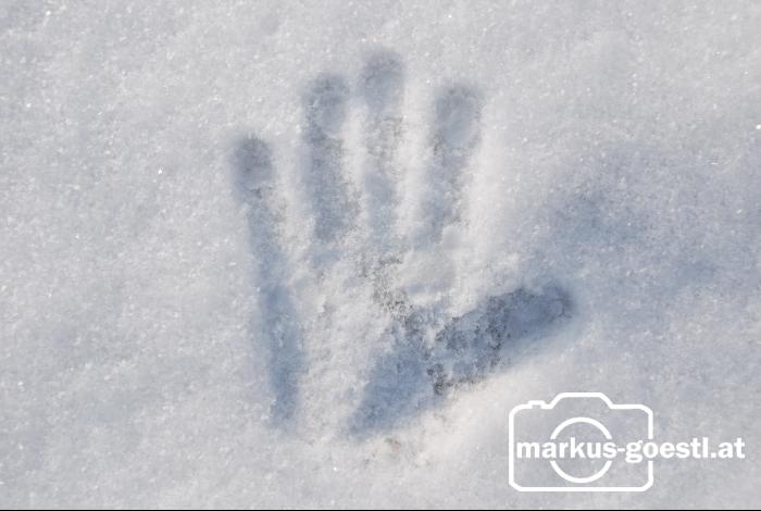 Handabdruck_Schnee2