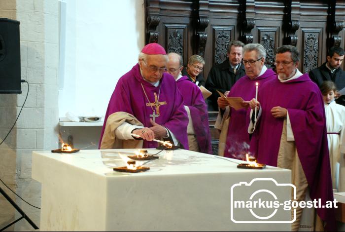 Altar_Weihrauch4
