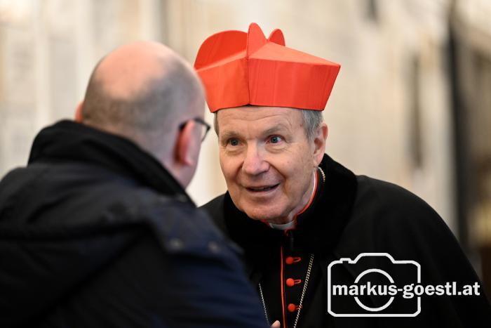 Kardinal Schönborn im Gespräch