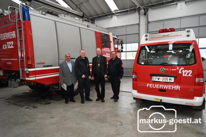 Bischof bei Feuerwehr