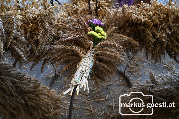 Erntekrone flechten