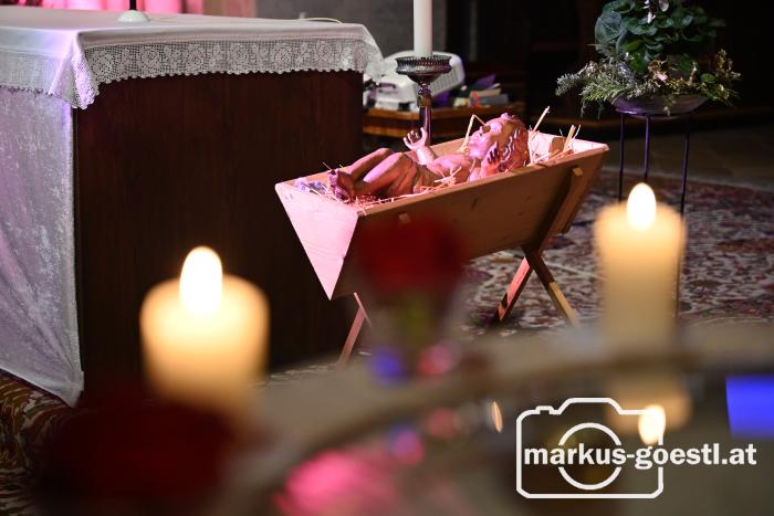 Sonntag.Abend Kirche Laa