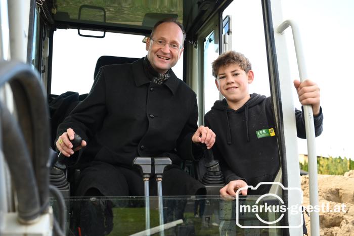 Turnovszky fährt Bagger